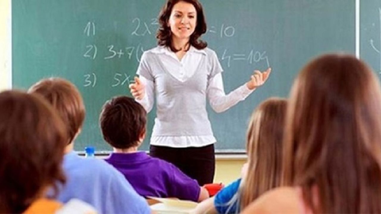 2024 1. Dönem öğretmen karne görüşü çok başarılı başarılı başarısız öğrenciler için öğretmen görüş