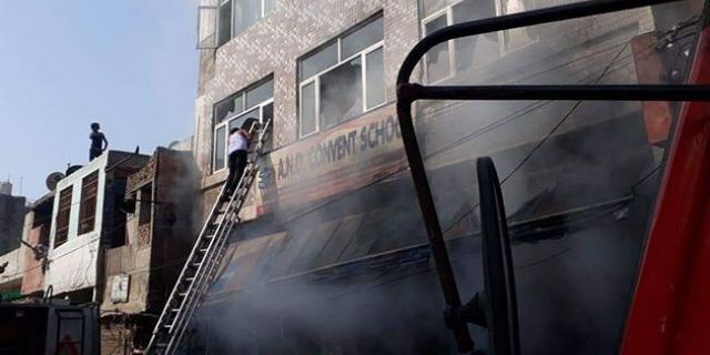 Kursta yangın, öğretmen ve iki öğrenci hayatını kaybetti
