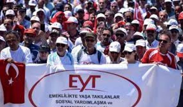 EYT'de Son Dakika: Emeklilikte Yaşa Takılanlara Yeni Formül, EYT Nedir, Yeni Formüller Neler