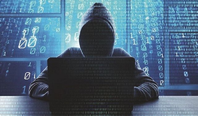 HACKERLAR 500 BİN KİŞİNİN SAĞLIK BİLGİLERİNİ ÇALDI