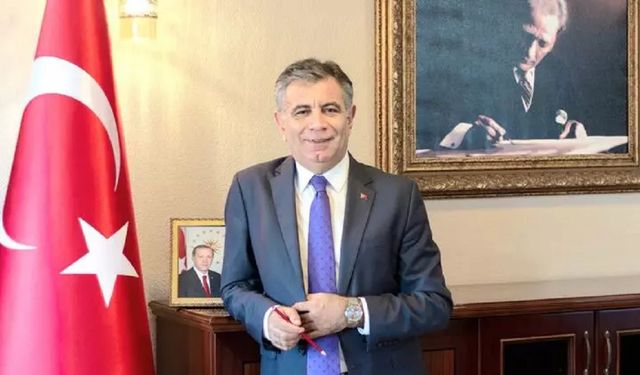 Ankara İl Milli Eğitim Müdürlüğüne atanan Koçak'tan çiçek yerine kitap talebi